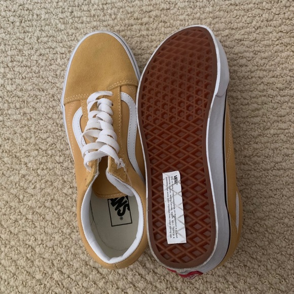 Vans - Picture 2 of 3